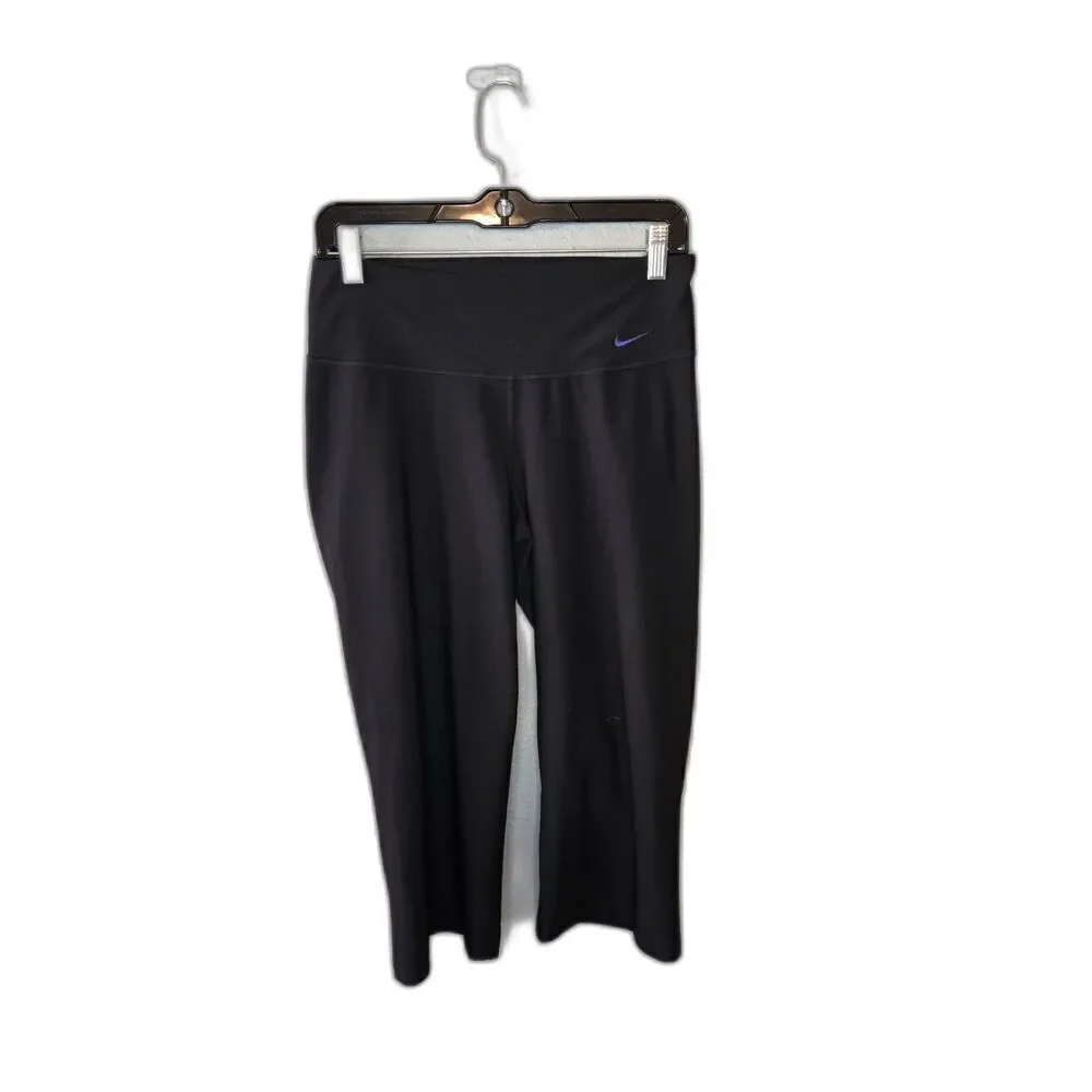 Nike Women's Black Dri-Fit Cropped Leggings Size Small